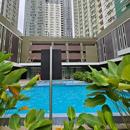 D\' Clark\'S Haven Cebu It Park T4-33