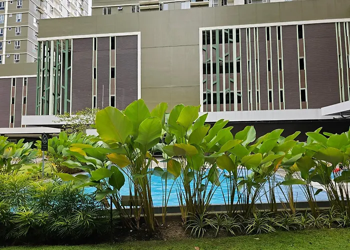 D' Clark's Haven It Park T4-33 *